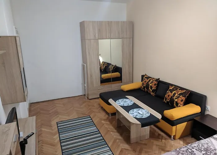 Convenient New Near Metro Station By Flat Mаnager アパート *